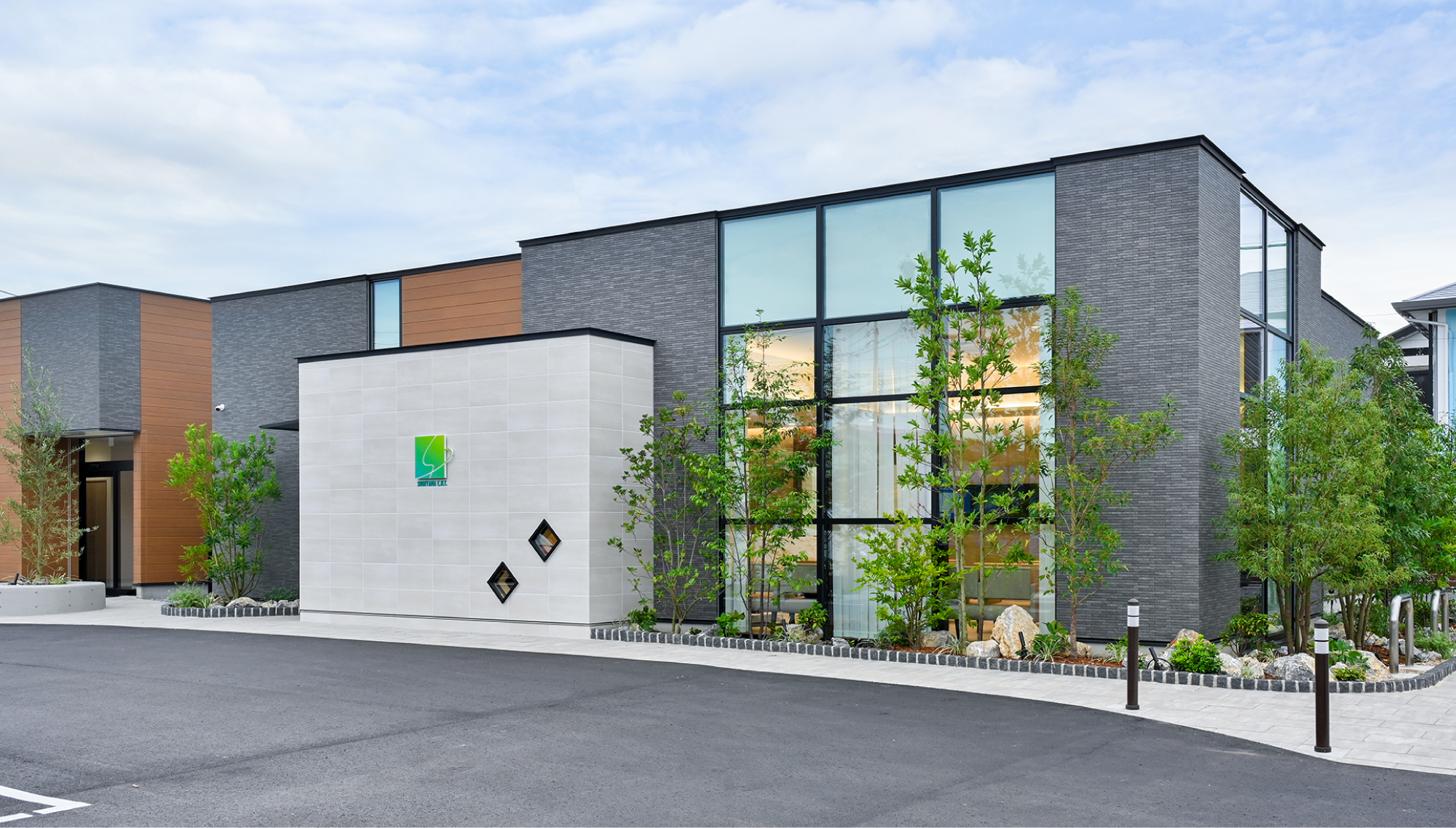 すぎやま耳鼻いんこう科様制作実績